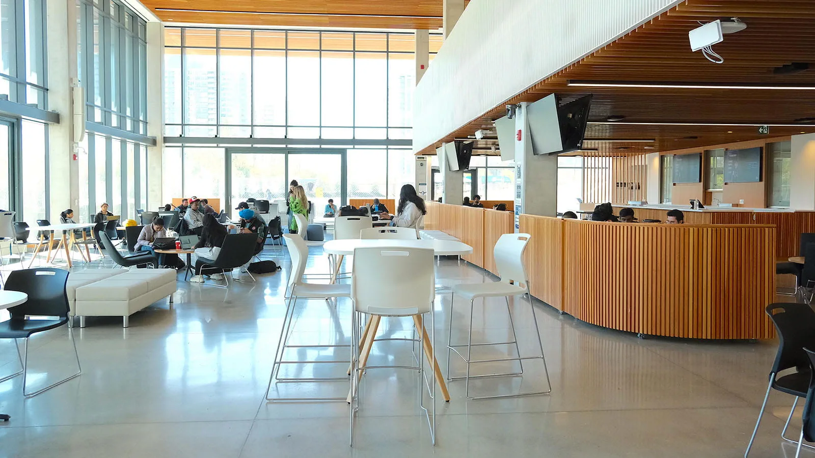 A long shot of the main lounge in the Student Centre at Hazel McCallion Campus.